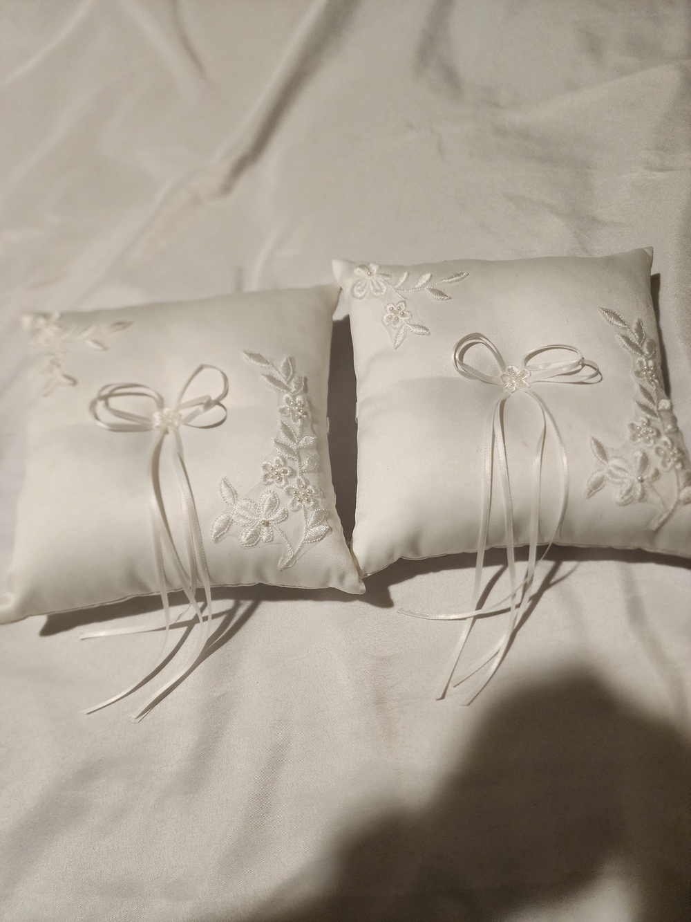 White Satin Embroidered Ring Bearer Pillow Set - Unbranded